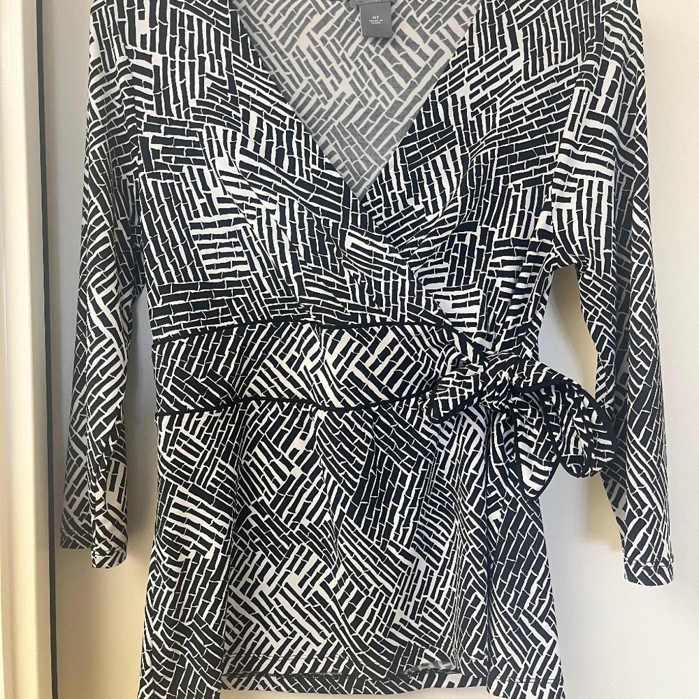 Ann Taylor MP Professional Top w/Side Tie